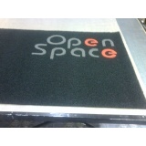 Capacho customizado para clínica preço em Embu Guaçú Capacho customizado para clínica preço em Embu Guaçú